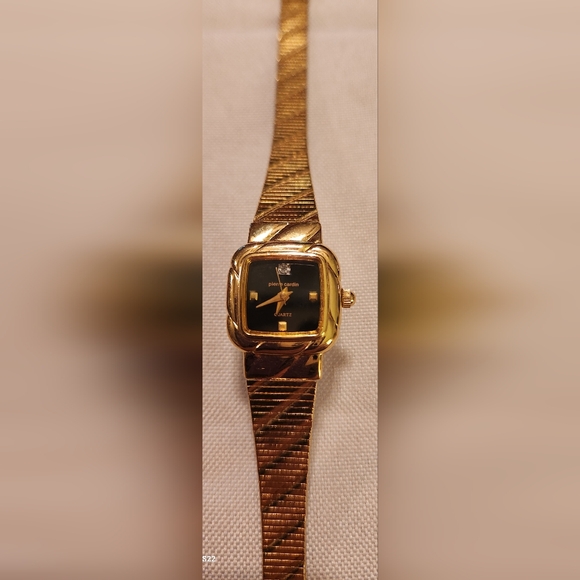 Like New 1990s Pierre Cardin Gold Watch with black watch face - Picture 3 of 13